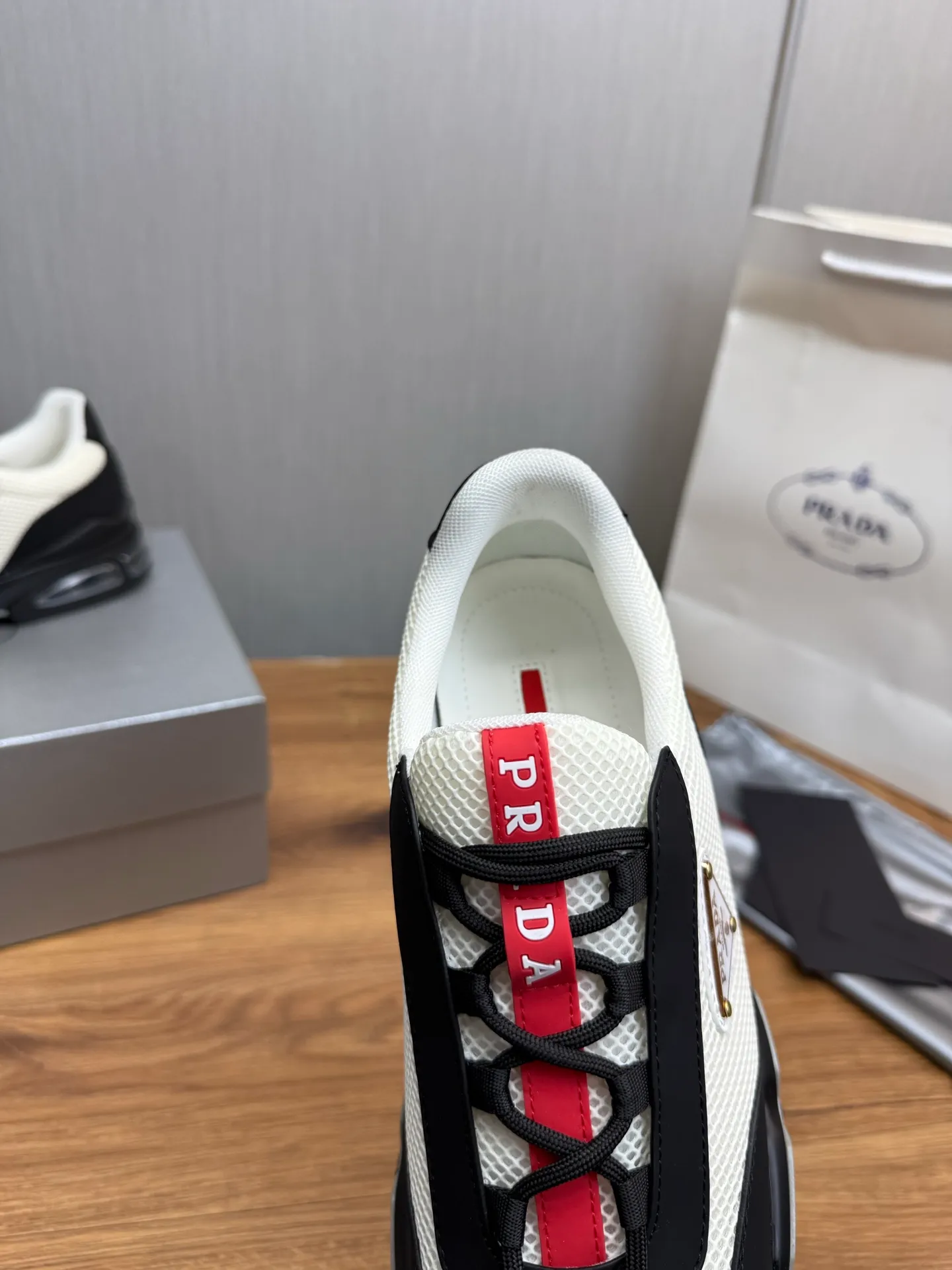 Men's shoes 💰660💰 [PRADA] Men's shoes are popular in the counter, high-quality shipments ✔️Official website synchronization, original imported cowhide with comfortable mesh + cowhide lining, 1⃣️:1⃣️reproduction, original factory air-cushioned original sole, 38-45